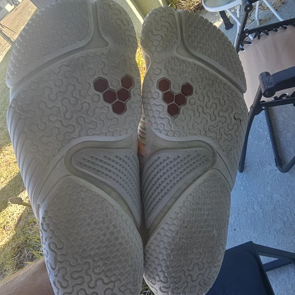 Men's Size 11 - Vivobarefoot Motus Flex White Space Dye